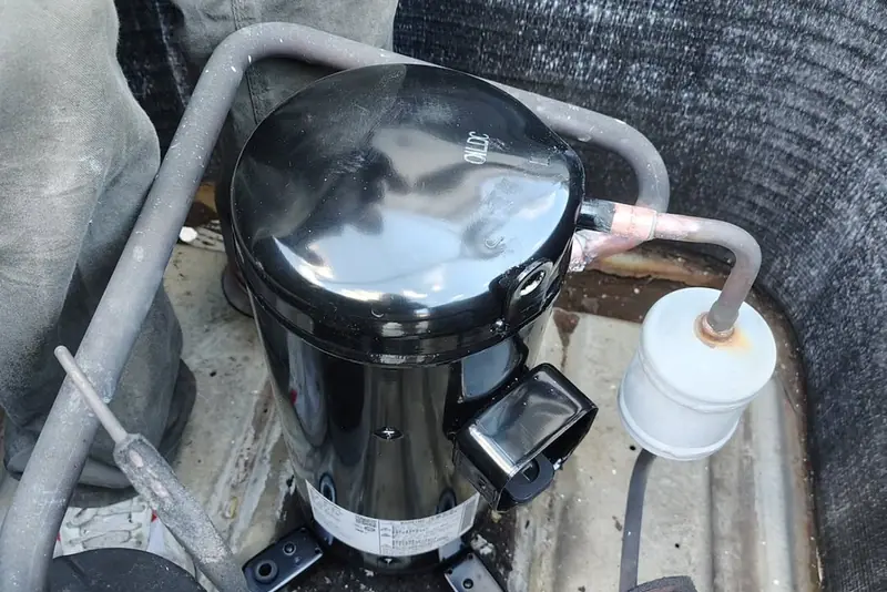 Motocompresor Aire Central instalado